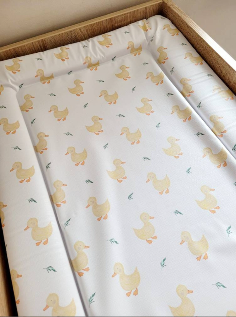 Duckling Wedge Changing Mat