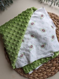 PRE-CUT Avocado Snuggle Blanket