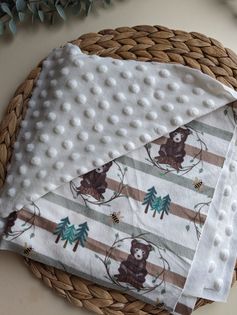 PRE-CUT Forest Bear Snuggle Blanket